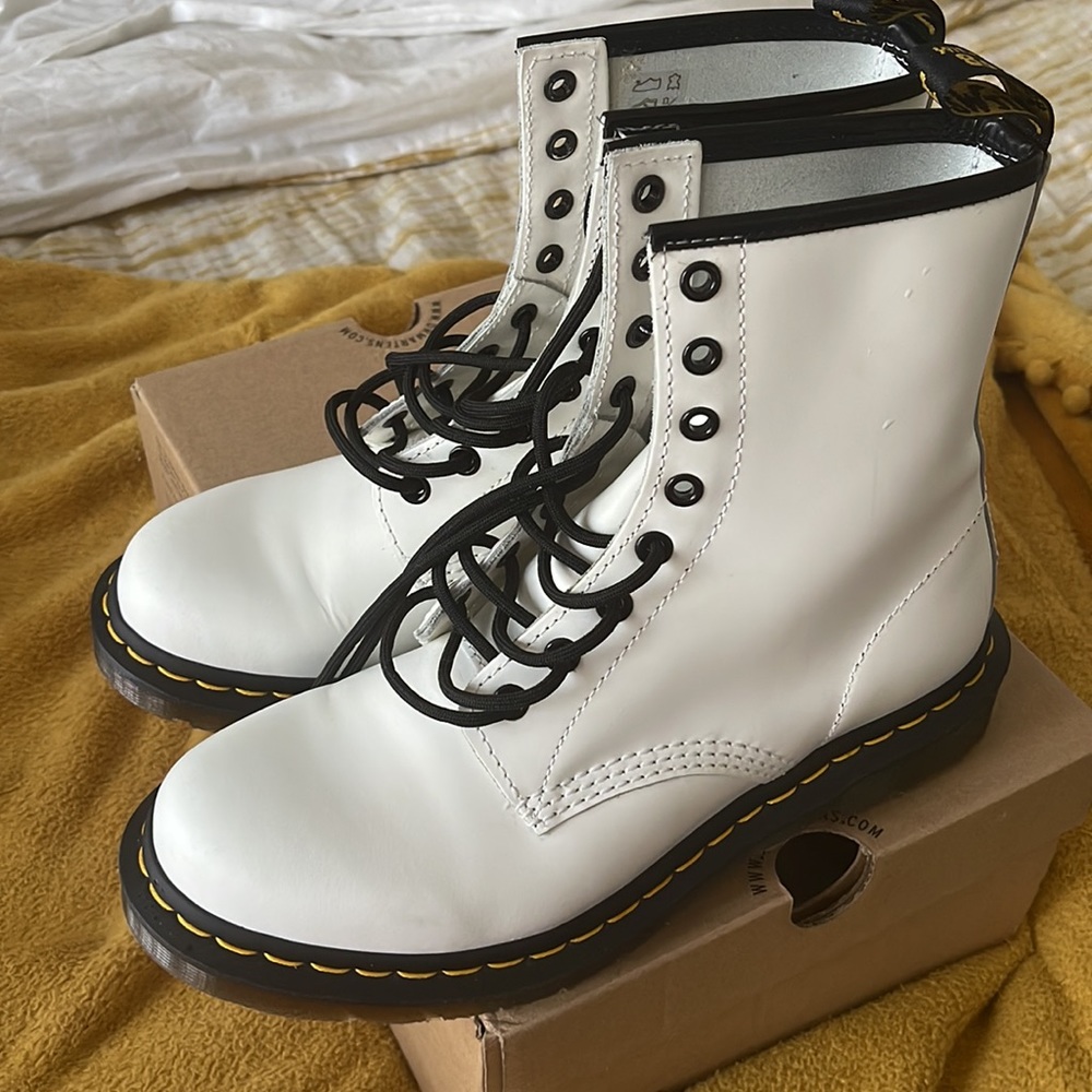 Dr. Martens White Leather Combat Boots with Black Trim and Yellow Stitching - Picture 6 of 7